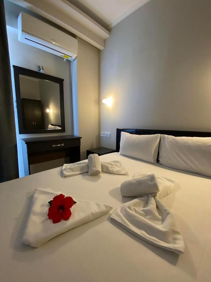 Hotel Banbus Loutra Edipsou  Exterior foto